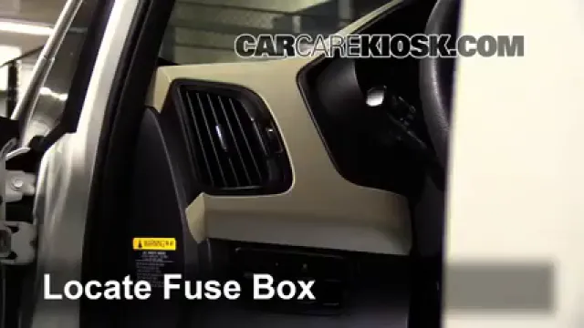 2013 Kia Rio LX 1.6L 4 Cyl. Sedan Fusible (interior) Cambio